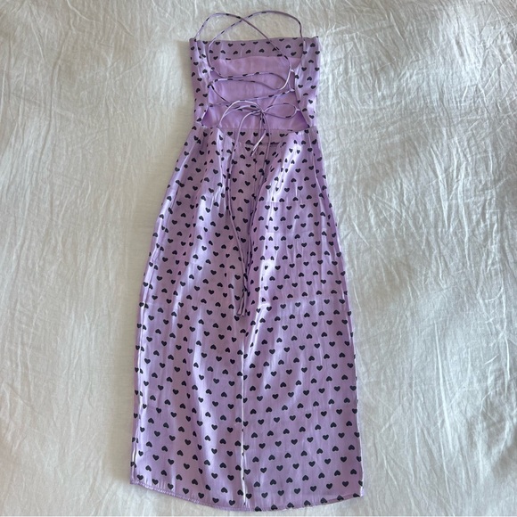 COLLECTIVE THE LABEL 💜 Open Back Strapless Satin Midi Heart Print Slip Dress - Picture 4 of 8